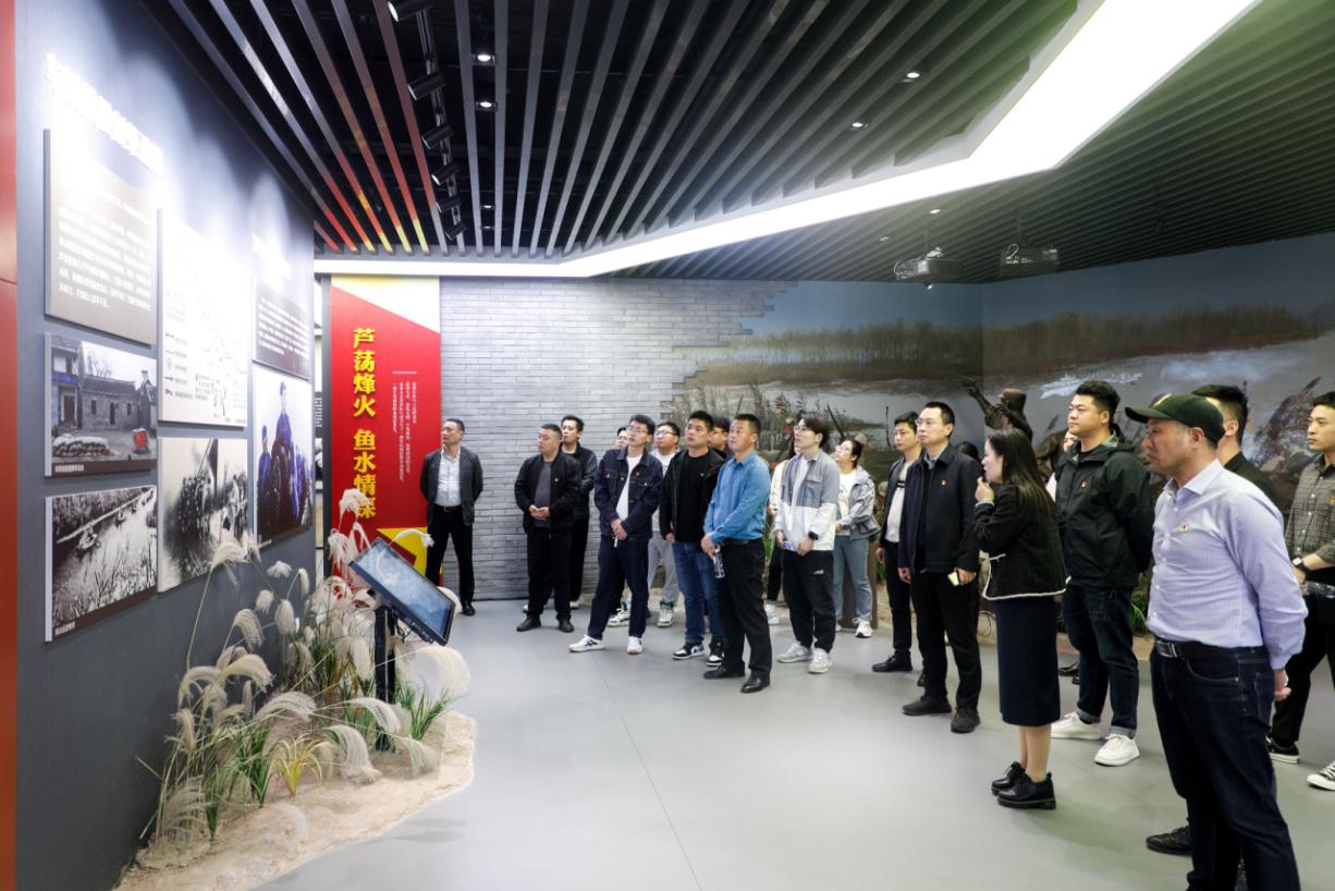 港产支部赴建湖廉政教育基地发展廉政实境教育3.jpg